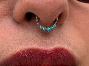 Септум: прокол, в носу, сколько стоит, фото, больно ли, сережки, в ...