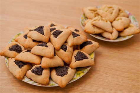 Esther 9:16 Feast of Purim - For The Glory of Jesus