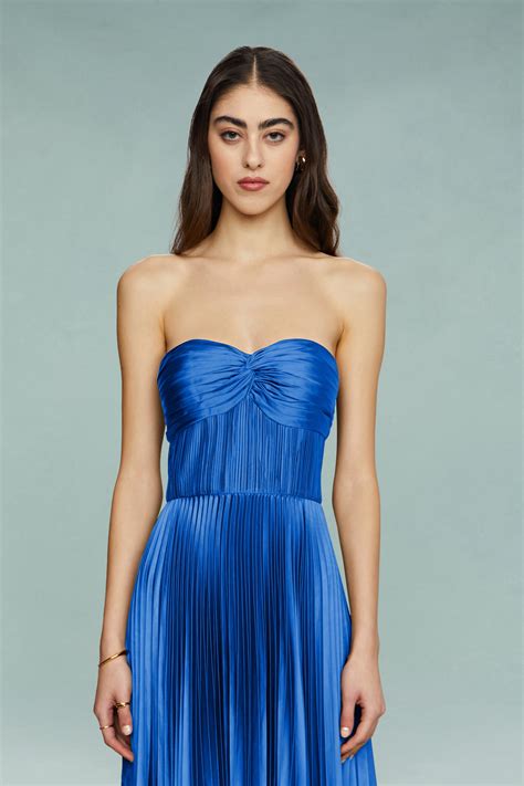 Belle Dress – AMUR