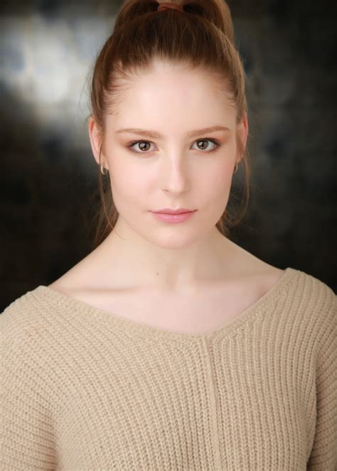 Erin | Female Model | Shine Model Management | Shine Model Management