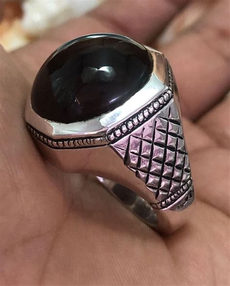 natural yamani agate