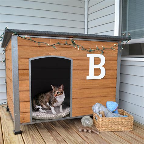 Homemade Cat Shelter