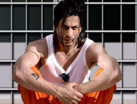 Shah Rukh Khan Cool Don look, says Farhan Akhtar on 10 years of ‘Don 2'