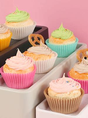 Amazon.com: Standard Natural Cupcake Liners for Baking 200 Counts ...