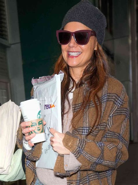 Katie Holmes' "Naked" Manicure Is Sheer Winter Perfection