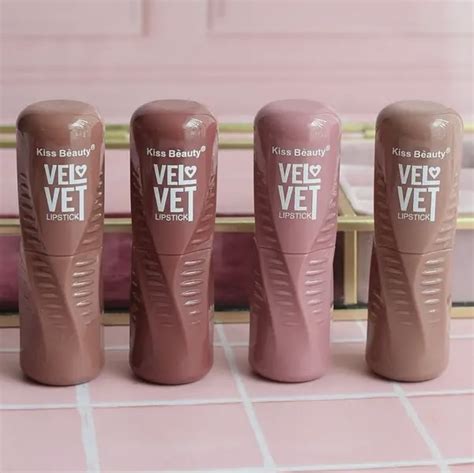Матовая помада для губ Kiss Beauty VelVet lipstick | отзывы