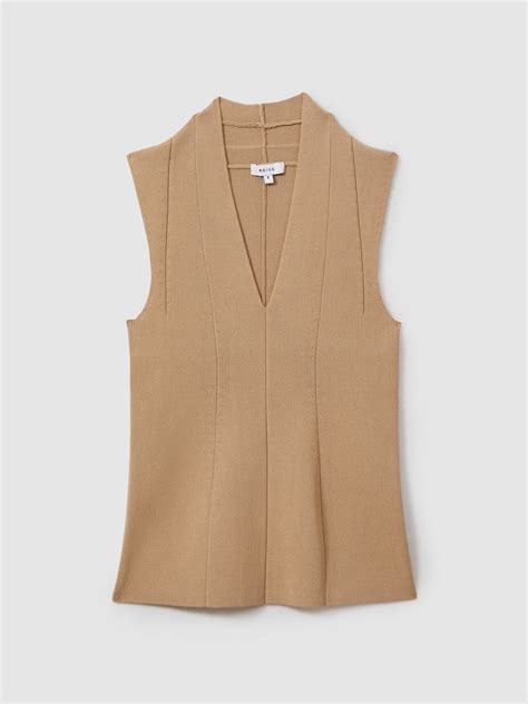 Reiss Knitted Sleeveless V-Neck Vest in Nude - REISS