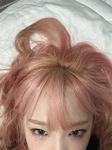 choi yena pink hair heart hair hair cuts