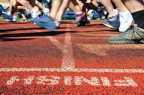 1680x1050px | free download | HD wallpaper: group of people running on ...