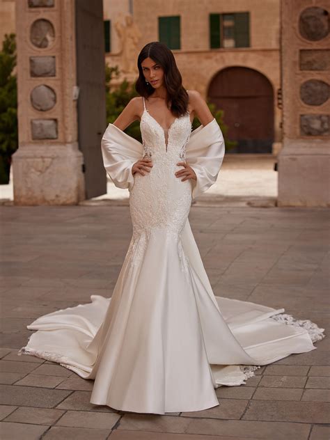 Wedding Dress | Avenue 51 Bridal | Fareham, Hampshire