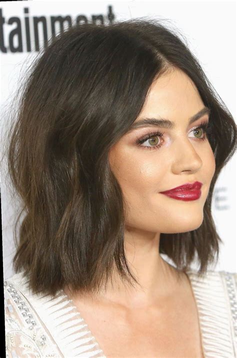 Styling blogs explain how neck length hair can be maintained 5