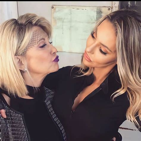 Chloe Lattanzi talks 'grief' 2 weeks after Olivia Newton-John's death