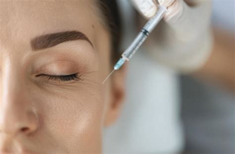 close   eyelid injection  stock photo  vecteezy