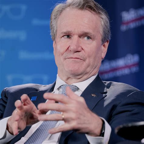 Legendary fund manager sends blunt 3-word message on economy - TheStreet