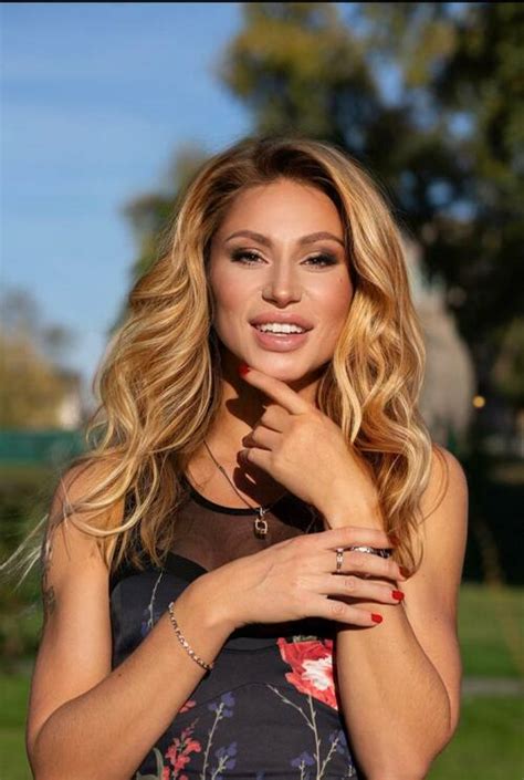 Marina, I'm 37, from ucraina-kharkov - Marriage Agency Futura