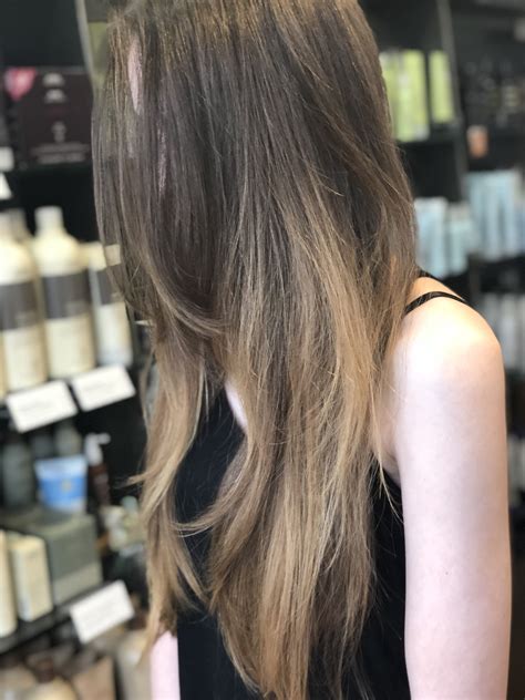 More round face framing layers... | Beauty hacks, Hair cuts, Beauty