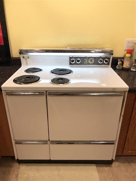 Vintage Electric Ranges Vintage Westinghouse Electric Stove W/All The