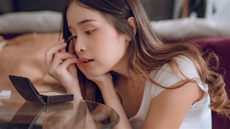 Beauty Hacks in Case of a Power Outage | AllThingsBeauty