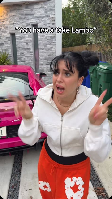 camilla araujo | She can’t live without this! @realcamillaara | Instagram