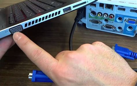 Como Projetar A Tela Do Notebook No Projetor - Como projetar a tela do Notebook no Projetor? Passo a passo! – ReviewTV