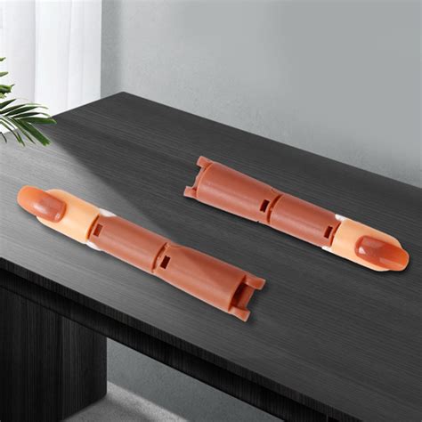 Beginner nail practice mechanical prosthetic hand flexible joint finger