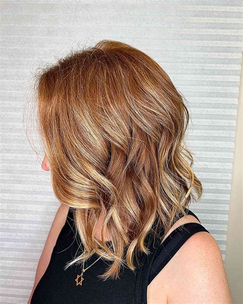 Experts explain how blonde highlights ginger hair can look natural 10