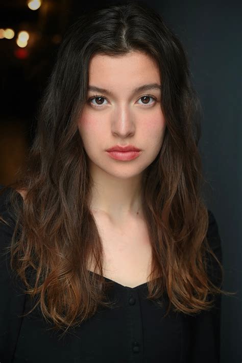 Adriana Olivares | LMO Talent | Canada