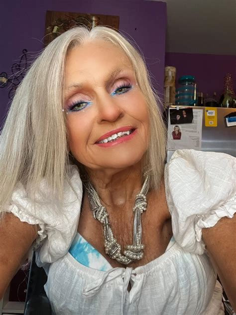 Candy Mason (@fawnysummers) • Instagram photos and videos