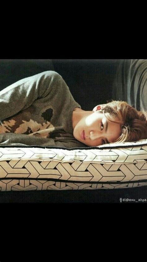 Day 25 Sehun sleeping | EXO (엑소) Amino