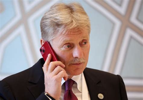 «Я ещё пользуюсь iPhone»: Песков назвал американский телефон прекрасным ...