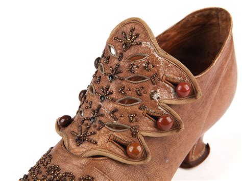 Shoe-Icons / Обувь / Лодочки из светло-коричневой кожи со сложным ...