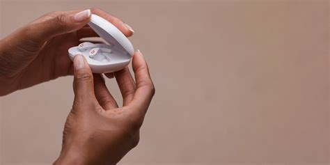 Купить Беспроводные наушники-вкладыши Beats Fit Pro White по цене 7 995 ...