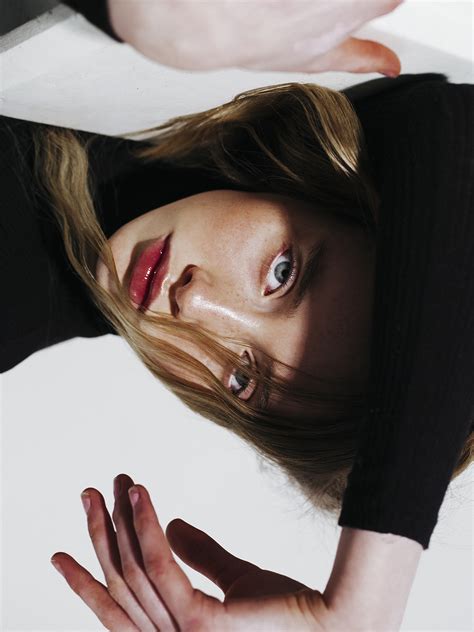 ellopiageenos: Found the truth beneath your lies.And true love never ...