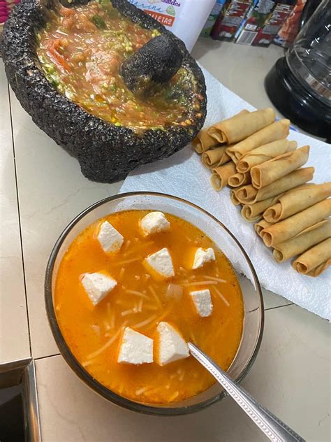 Kandy Alejandra - Kandy Alejandra added a new photo.