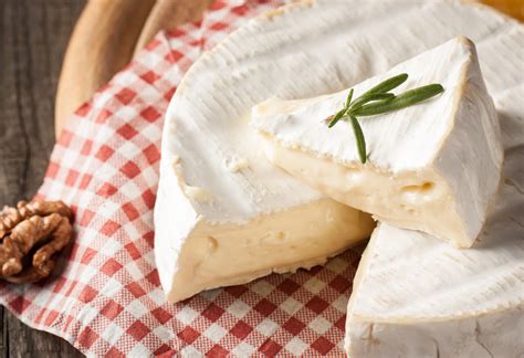 Eating Cheese When Pregnant - Is It Safe or Harmful?