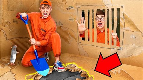Побег Из КАРТОННОЙ ТЮРЬМЫ Челлендж - YouTube