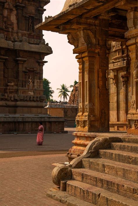 Brihadeeswara Hindu Temple, Thanjavur, Tamil Nadu, India Editorial Photo - Image of sculpture ...