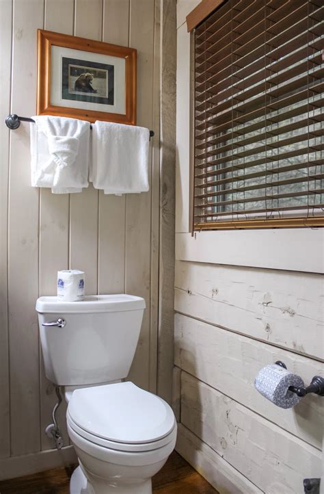 Hidden Charm 2 Bedroom Cabin At Parkside Cabin Rentals