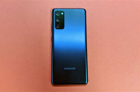 Обзор Samsung Galaxy S20 FE - флагман или нет? - THE ROCO