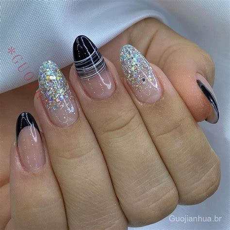 Unha Amendoada Decorada Com Glitter - GUOJH unha postiça decorada realista amendoada francesinha Faíscas Com ...