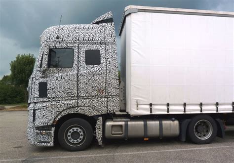 Тягач Mercedes-Benz Actros Euro-6: характеристики
