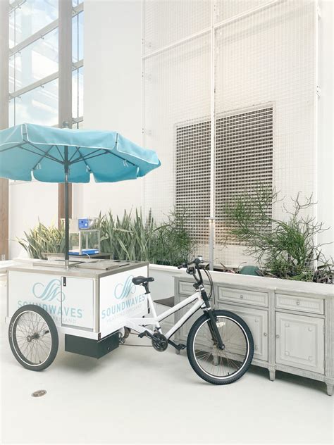 Nashville Opryland Staycation – Beaus and Ashley