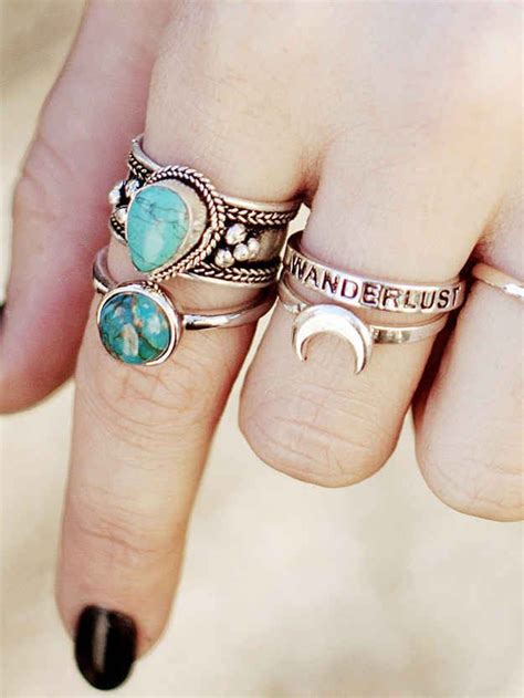 23 Travel-Inspired Accessories for Wanderlust | Vintage Style Jewelry