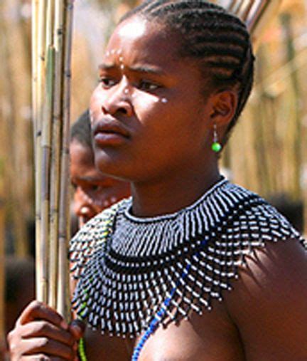 Zulu woman at Royal Reed Dance festival in Swaziland. Beautiful African Women, African Beauty ...