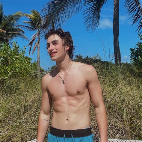 johnny orlando net worth