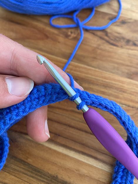 Easy Crochet Purse Pattern for Beginners - Hands That Bless