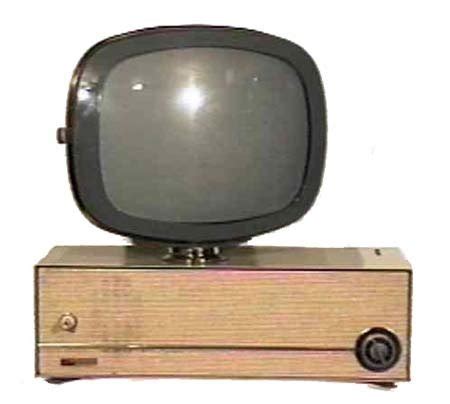 philco predicta  debutante  television   era antiques