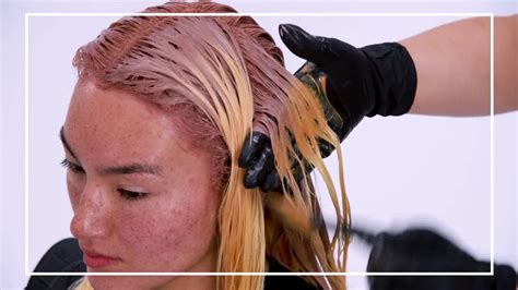 Schwarzkopf Professional Chroma ID Bonding Color Mask - YouTube