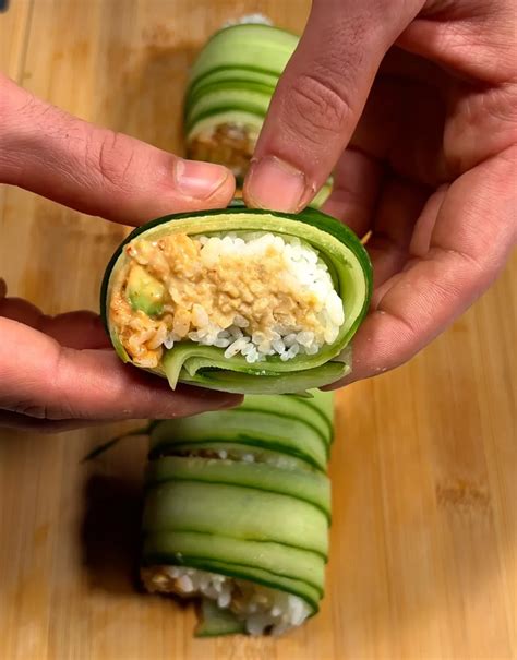 how to cut cucumber for sushi 3