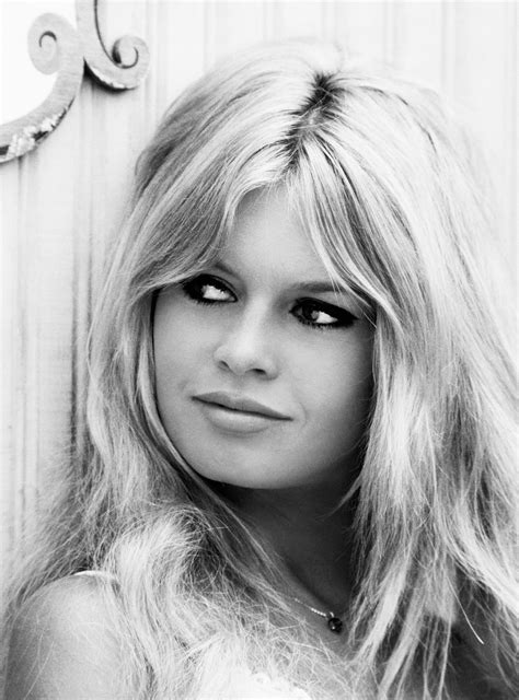 Brigitte Bardot, 1965, Black and White | Douglas KIRKLAND – GADCOLLECTION